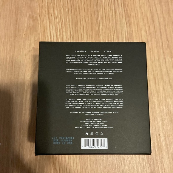 Nosferatu Eau de Macabre Perfume - Black Cap - Picture 5 of 6